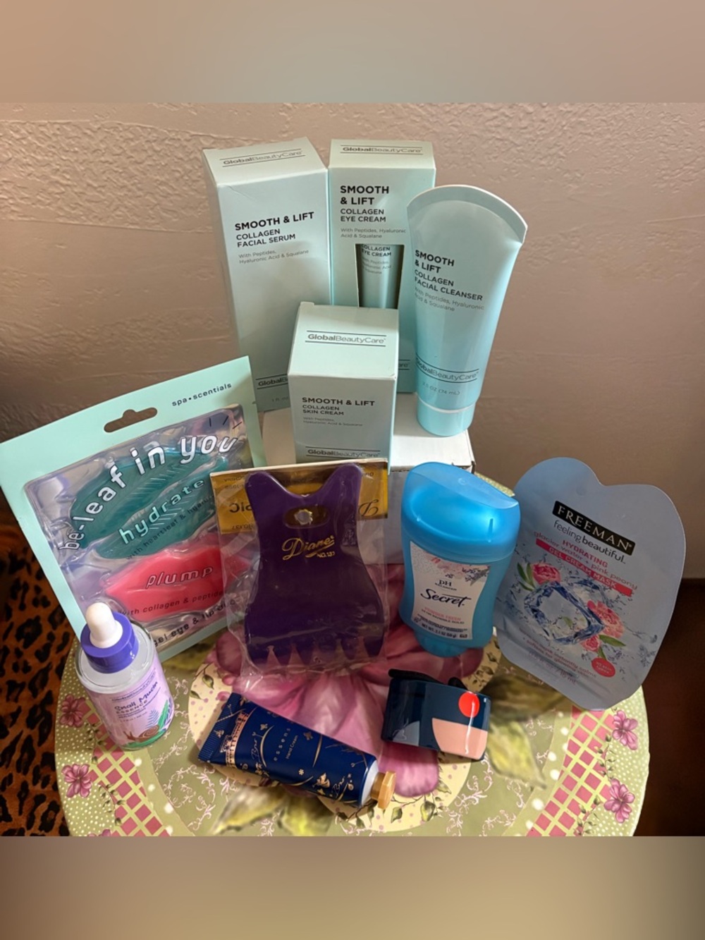 Skincare & Beauty Set of 11 items NWOT - Picture 2 of 10
